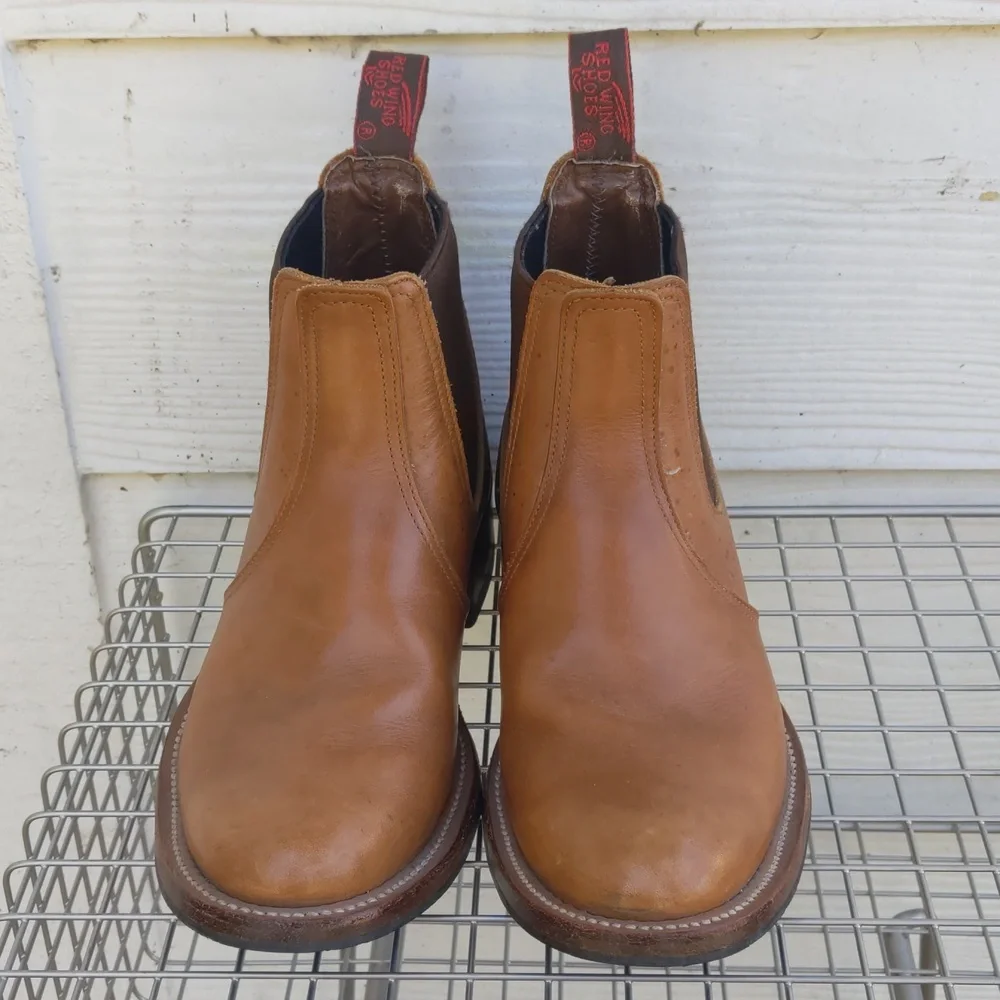 Red Wing boots - Picture 3 of 7